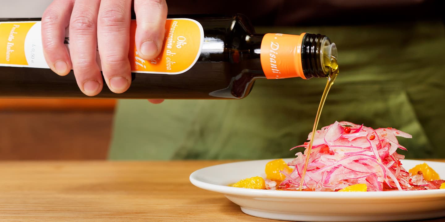 一番人気の前菜「ラムのカルパッチョ〜オレンジ風味〜」